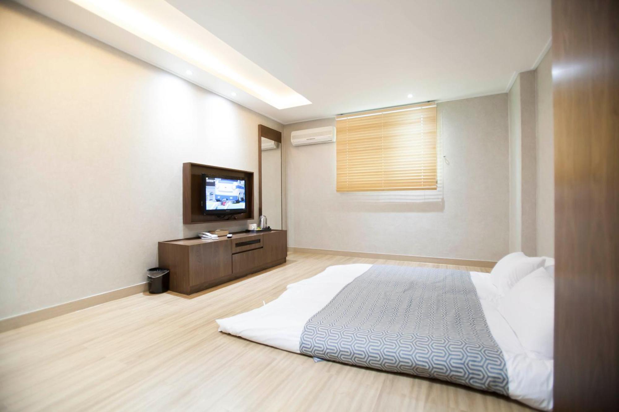 I-Check Hyunjin Hotel Donghae Ngoại thất bức ảnh