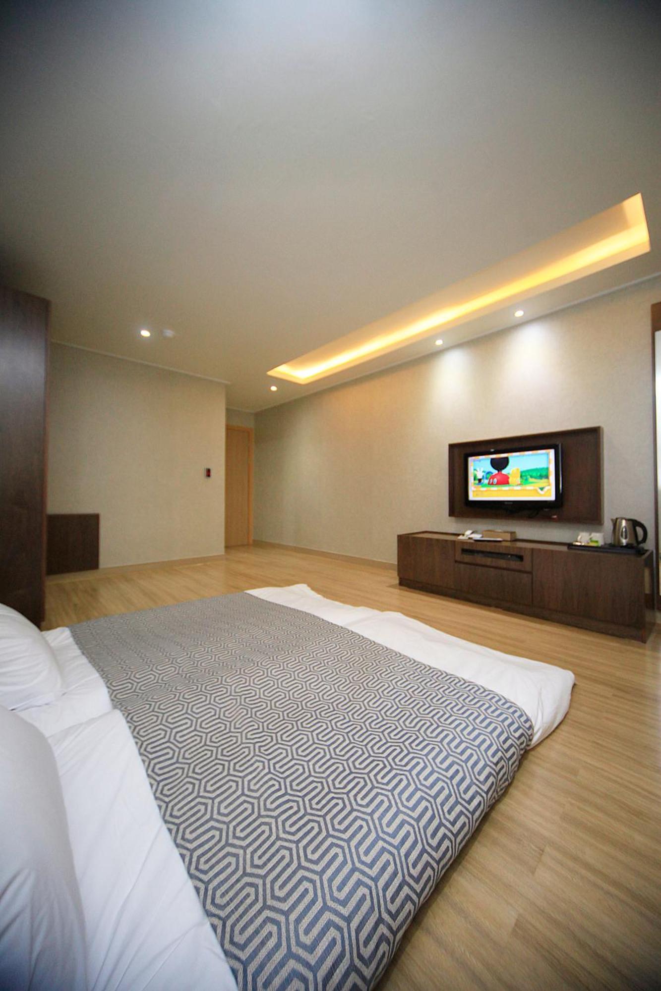 I-Check Hyunjin Hotel Donghae Ngoại thất bức ảnh